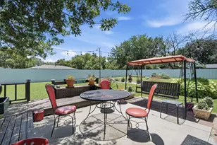 206 E North St, Aubrey, TX 76227 - Photo 32