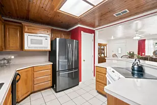 206 E North St, Aubrey, TX 76227 - Photo 8