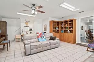 206 E North St, Aubrey, TX 76227 - Photo 16