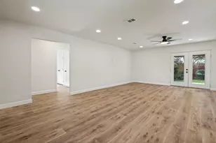 3550 Ridgeoak Way, Farmers Branch, TX 75234 - Photo 4