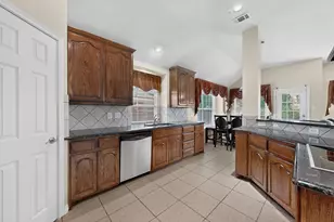 2201 Trickling Creek Dr, Garland, TX 75041 - Photo 6