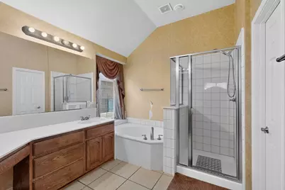 2201 Trickling Creek Drive, Garland, TX 75041 - Photo 20