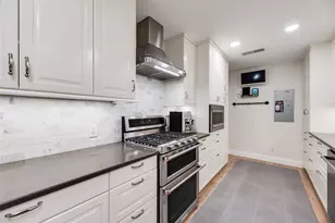 620 Cox Dr, Irving, TX 75062 - Photo 16