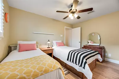 620 Cox Drive, Irving, TX 75062 - Photo 22