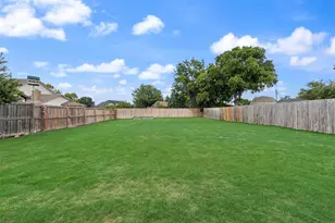 7622 W Shore Dr, The Colony, TX 75056 - Photo 32