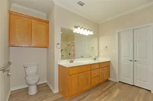 318 E 4th St, Lindsay, TX 76250 - Photo 16