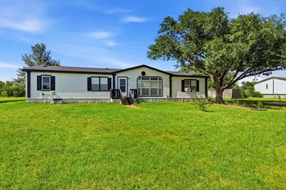 5894 Stone Creek Drive, Sanger, TX 76266 - Photo 1