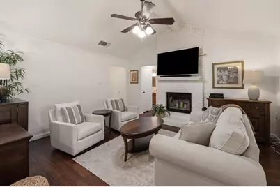 2507 Poppy Lane, Euless, TX 76039 - Photo 8
