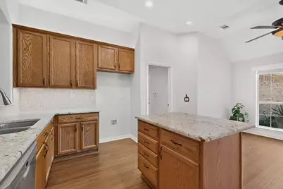 9516 Grandview Drive, Denton, TX 76207 - Photo 12