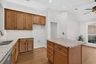9516 Grandview Dr, Denton, TX 76207 - Photo 12