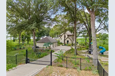 1518 Shoreline Drive, Mabank, TX 75143 - Photo 6