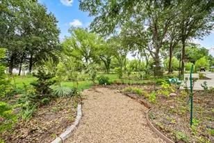 1518 Shoreline Dr, Mabank, TX 75143 - Photo 12