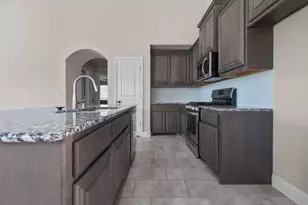 4706 Belladonna Ct, Mansfield, TX 76063 - Photo 6