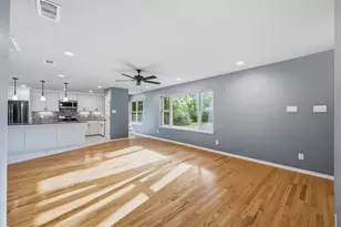 3824 S Timberline Dr, Fort Worth, TX 76119 - Photo 6