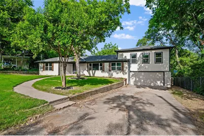 3824 S Timberline Drive, Fort Worth, TX 76119 - Photo 2