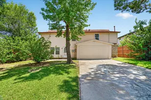 3813 N Eugene Ct, Irving, TX 75062 - Photo 32