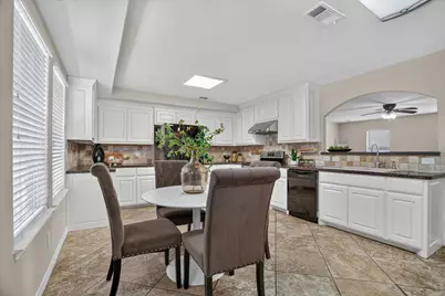 [Address not provided], Irving, TX 75062 - Photo 8