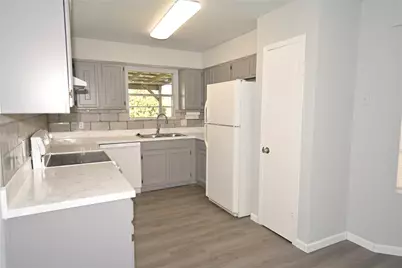 112 Forestwood Drive, Corinth, TX 76210 - Photo 2