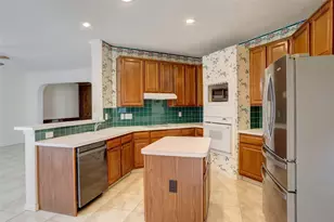3100 Riverside Dr, Carrollton, TX 75007 - Photo 8
