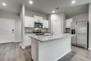 1408 Tierra Blanca Dr, Fort Worth, TX 76247 - Photo 4