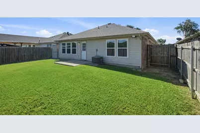 8475 Widgeon Way, Dallas, TX 75249 - Photo 36