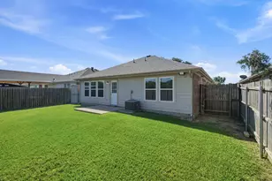 8475 Widgeon Way, Dallas, TX 75249 - Photo 36