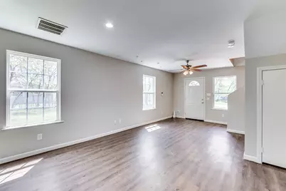 1306 Foley Street, Dallas, TX 75223 - Photo 12