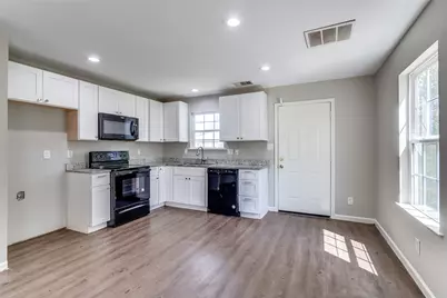 1306 Foley Street, Dallas, TX 75223 - Photo 8