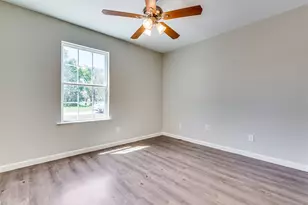 1306 Foley St, Dallas, TX 75223 - Photo 20
