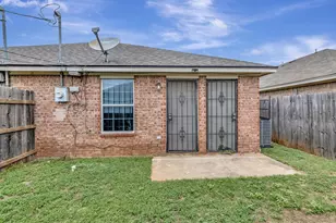 1418 Mulkey St, Fort Worth, TX 76104 - Photo 20