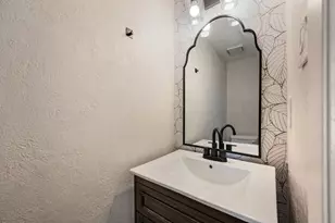61 Abbey Rd, Euless, TX 76039 - Photo 12