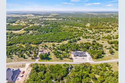 8032 Leven Links Street, Cleburne, TX 76033 - Photo 8