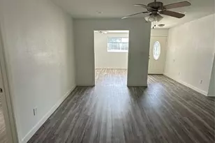 3508 Foxcroft St, Irving, TX 75062 - Photo 2