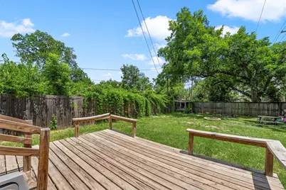 2426 McKenzie Avenue, Waco, TX 76708 - Photo 12