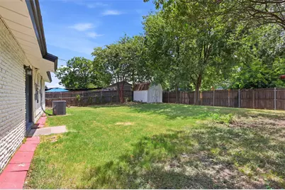 2114 Brookshire Street, Arlington, TX 76010 - Photo 24