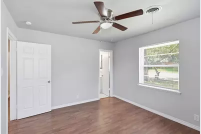2114 Brookshire Street, Arlington, TX 76010 - Photo 20