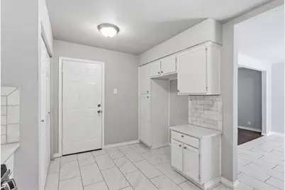 2114 Brookshire Street, Arlington, TX 76010 - Photo 12