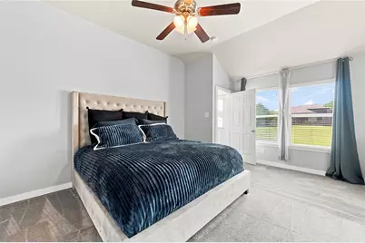 1558 Nottingham Drive, Lancaster, TX 75134 - Photo 4