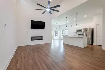 3015 Brazos River Drive, Granbury, TX 76048 - Photo 4