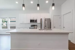 3015 Brazos River Dr, Granbury, TX 76048 - Photo 6