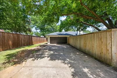 323 Northwood Drive, McKinney, TX 75071 - Photo 26