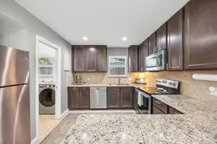 323 Northwood Dr, McKinney, TX 75071 - Photo 10
