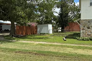 406 N Denny St, Howe, TX 75459 - Photo 4