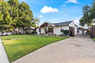 315 Easton Rd, Dallas, TX 75218 - Photo 1
