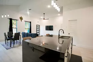 4523 Solar Ln, Dallas, TX 75216 - Photo 14