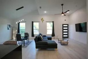 4523 Solar Ln, Dallas, TX 75216 - Photo 4