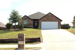 219 Prairie Wind Blvd, Stephenville, TX 76401 - Photo 1