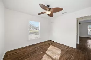 1823 N Crockett St, Sherman, TX 75092 - Photo 14