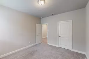 436 Dunmore Dr, Fort Worth, TX 76052 - Photo 16