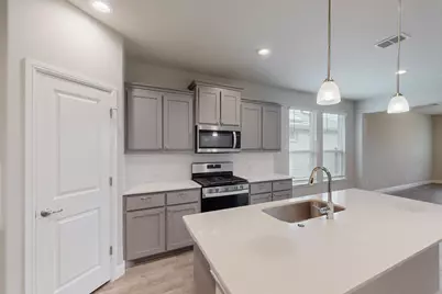 436 Dunmore Drive, Fort Worth, TX 76052 - Photo 10